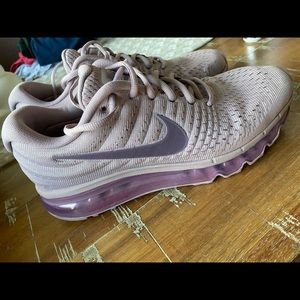 Women’s Nike AirMax